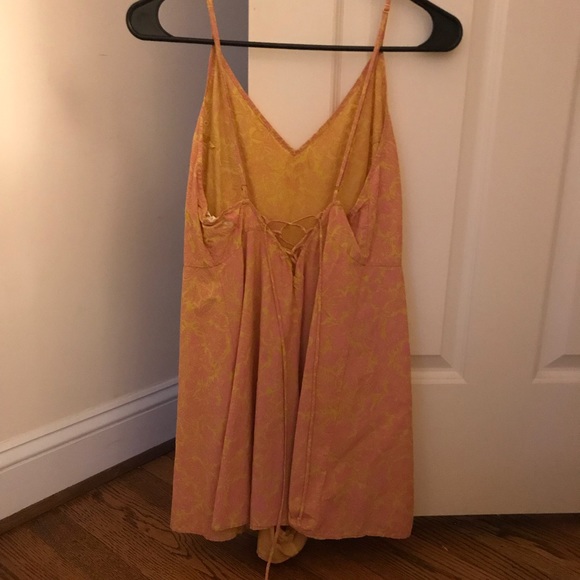 NWT Lilka Preppy Romper Paisley Floral Pattern - Picture 5 of 8